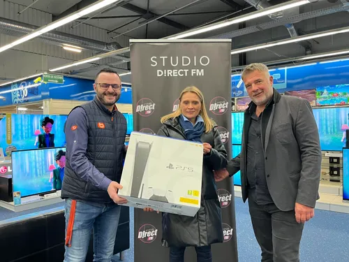 Marie Céline : la grande gagnante de ce jeu du sapin sur D!RECT FM