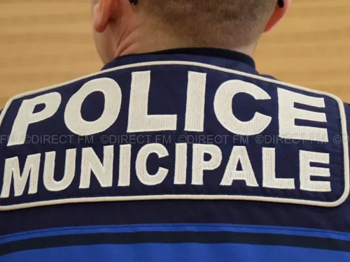 Agression de policiers municipaux : la réaction de François...