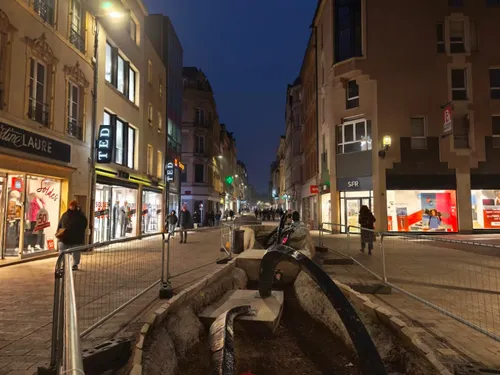 Metz : la Serpentine prend forme