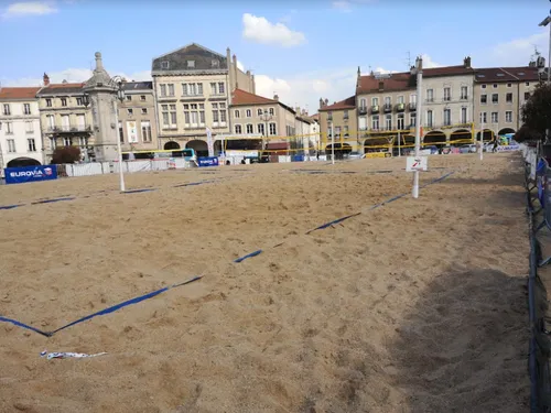 Pont-à-Mousson : Prêt pour une partie de Beach Volley ?