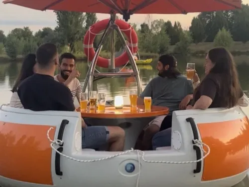 Profitez du beau temps pour faire un barbecue sur l'eau