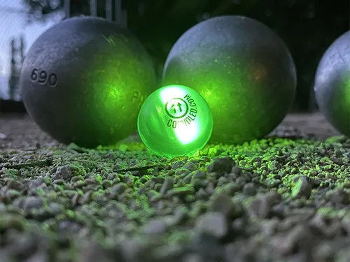  Le cocholed pour jouer à la pétanque jusqu'au bout de la nuit !