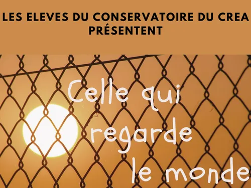 Celle qui Regarde le Monde 