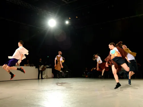 NARR : pour entrer dans la nuit