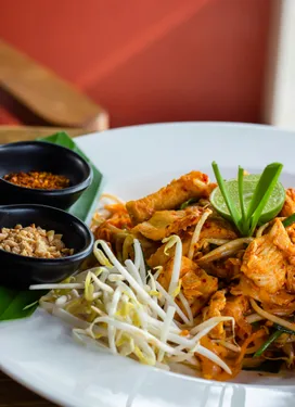 Pad thaï au poulet