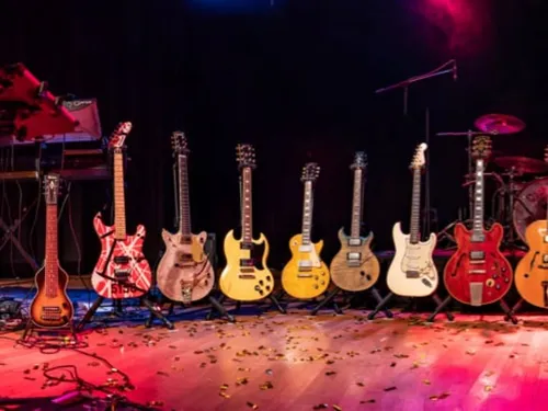 L'histoire du rock en 13 guitares