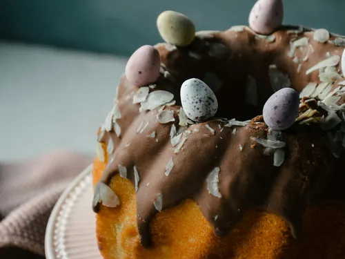 Kouglof de Pâque aux pépites de chocolat