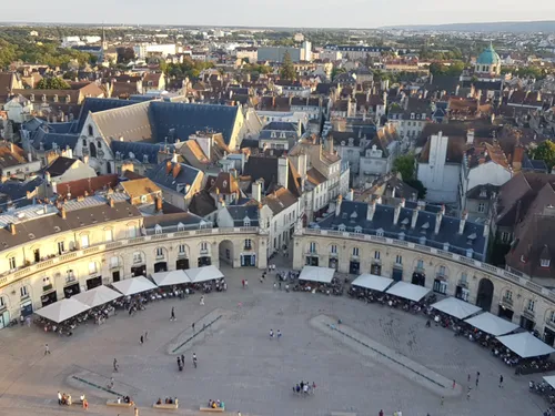 Un rassemblement à Dijon, deux ans après l’invasion de l’Ukraine