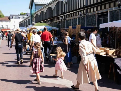 Retour de la brocante des Halles ce dimanche à Dijon 