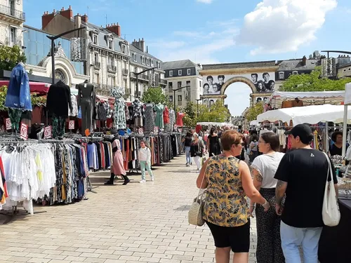 Dijon : la braderie de printemps fera son retour mi-mai