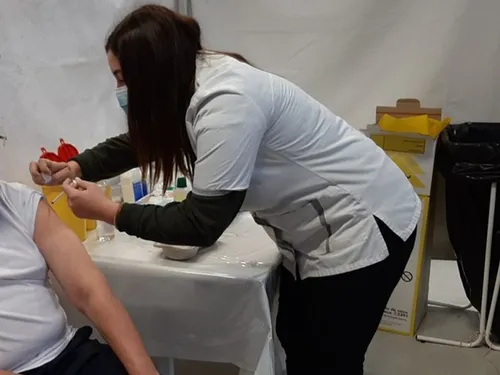 Vaccination contre les HPV : la ligue contre le cancer s’attaque...