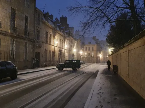 Des opérations de salage sont en cours en Côte-d'Or pour lutter...