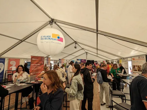 Jour J pour le village des recruteurs de Dijon 