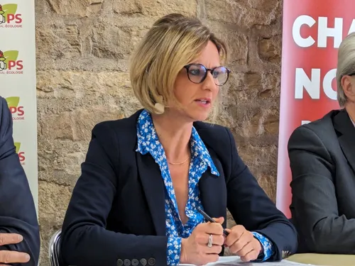 À Dijon, la députée socialiste Océane Godard organise une soirée...