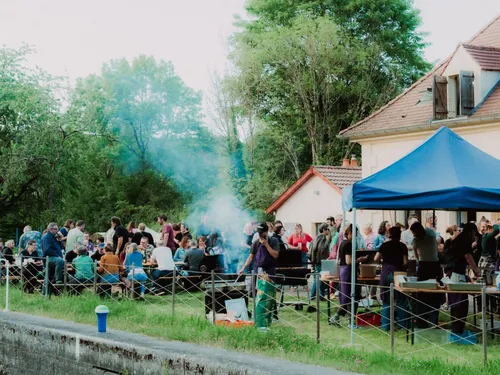 Dijon : cet espace culturel au bord du lac Kir rouvre ses portes...