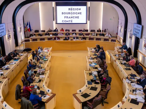 62 millions d’euros votés par la Région : quel budget pour la...