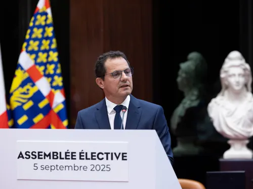 Budget 2025 : Jérôme Durain alerte sur un "tsunami destructeur"...