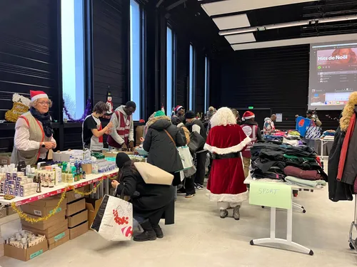Noël Solidaire : grande distribution de vêtements d’hiver,...