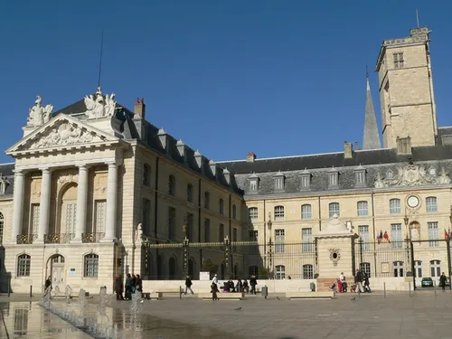 Nouvelle exposition gratuite aux Archives municipales : Dijon...