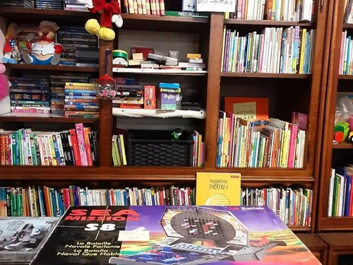 Avis aux lecteurs : une vente de livres à 1€ le week-end du 24...