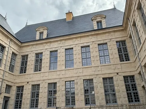 Dijon : François Rebsamen salue l'obtention d'une reconnaissance...