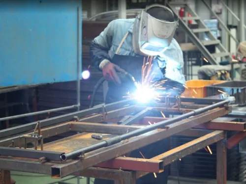 Commerce, industrie, construction... L'emploi salarié privé diminue...