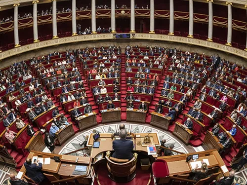 Loi sur la fin de vie : trois votes pour et deux contre, quels...