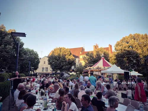 Beaune : le grand pique-nique festif place Carnot annulé en raison...