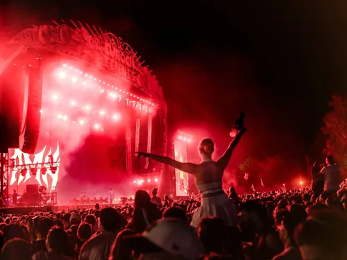 Muse aux Eurockéennes 2027 : le groupe clôturera la 37e édition du...