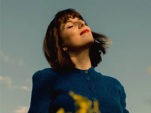 La Lanterne Magique de Beaune accueille la chanteuse Coline Rio en...