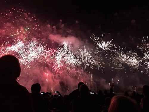 Dijon reporte son feu d'artifice du 14 juillet, Talant et Clénay...