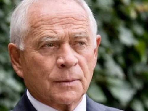 Le sénateur François Patriat menacé de mort sur internet 