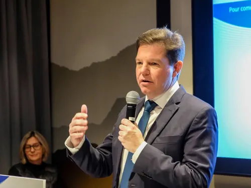 L'association « Fidélité au Général de Gaulle » change de président...