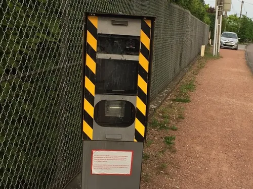 Un nouveau radar entre en service ce mercredi soir à Ouges 