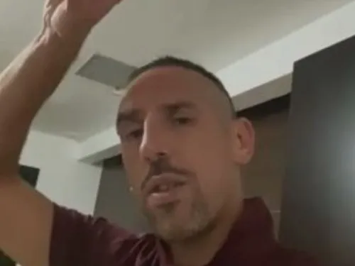 Ribéry apporte aussi son soutien au football club des Grésilles 