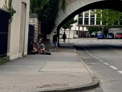 La présence de sans-abris dérange rue des Corroyeurs