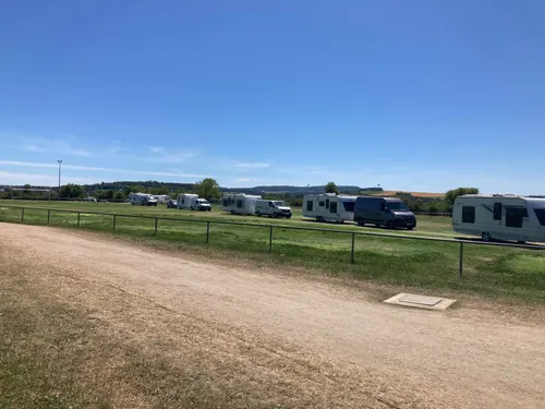 Talant : les gens du voyage ont quitté le stade Pascal Gien ce...