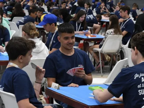 Dijon accueille la finale régionale de bridge scolaire