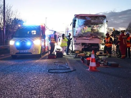 Gros accident sur l’A13 en direction de Paris mercredi soir