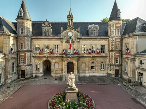 Les centres sociaux ne seront pas ouverts à Melun cet été