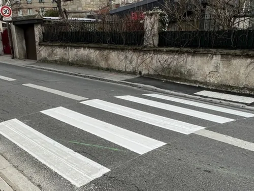 Un homme grièvement blessé sur un passage piéton à Magny-le-Hongre