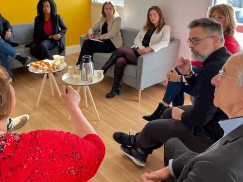 À Chatou, la mairie organise des petits-déjeuners particuliers