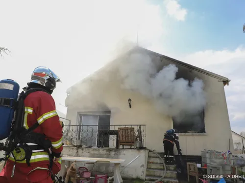 Une habitation de Laigneville ravagée par les flammes