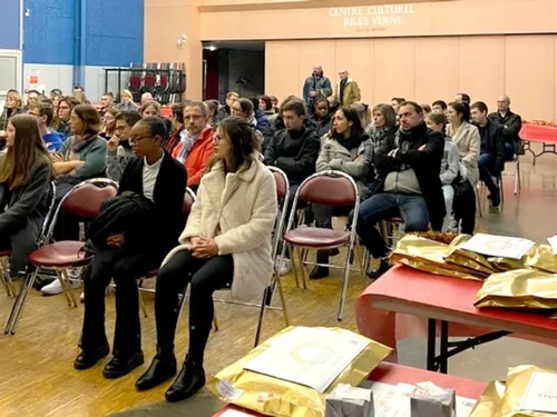 Breteuil récompense les bacheliers qui ont obtenu une mention