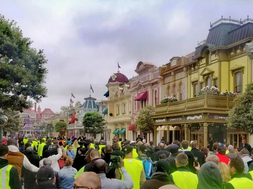 Grèves au royaume de Mickey : cinq salariés pourraient être licenciés