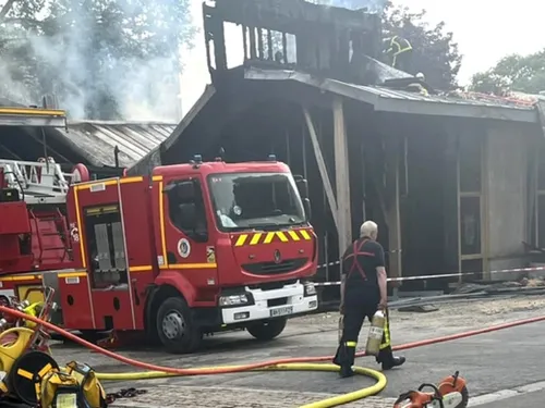 Amiens prolonge son couvre-feu du aux dégradation et aux violences...