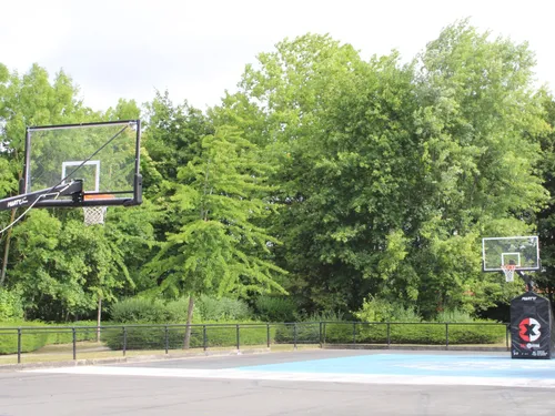De nouveaux terrains de basket au Chesnay-Rocquencourt grâce à une...