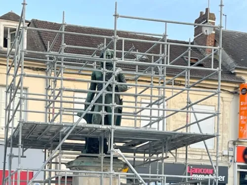 Une statue de Liancourt va se refaire une beauté