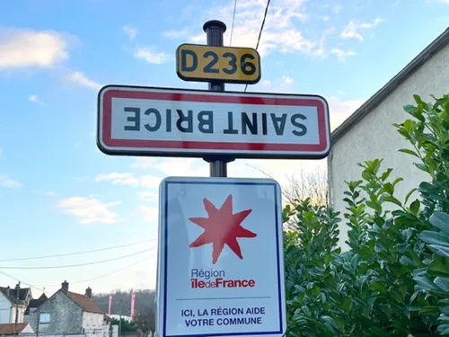 Seine-et-Marne : mais pourquoi certains panneaux de villes sont à...