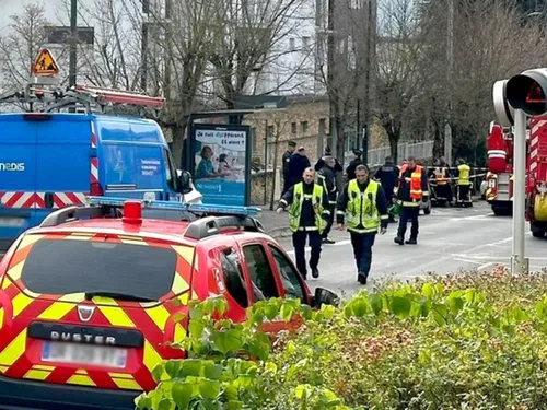 Une personne toujours entre la vie et la mort après un incendie à...